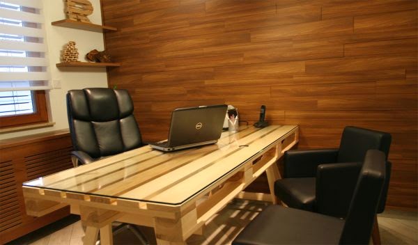 DIY pallet office desks