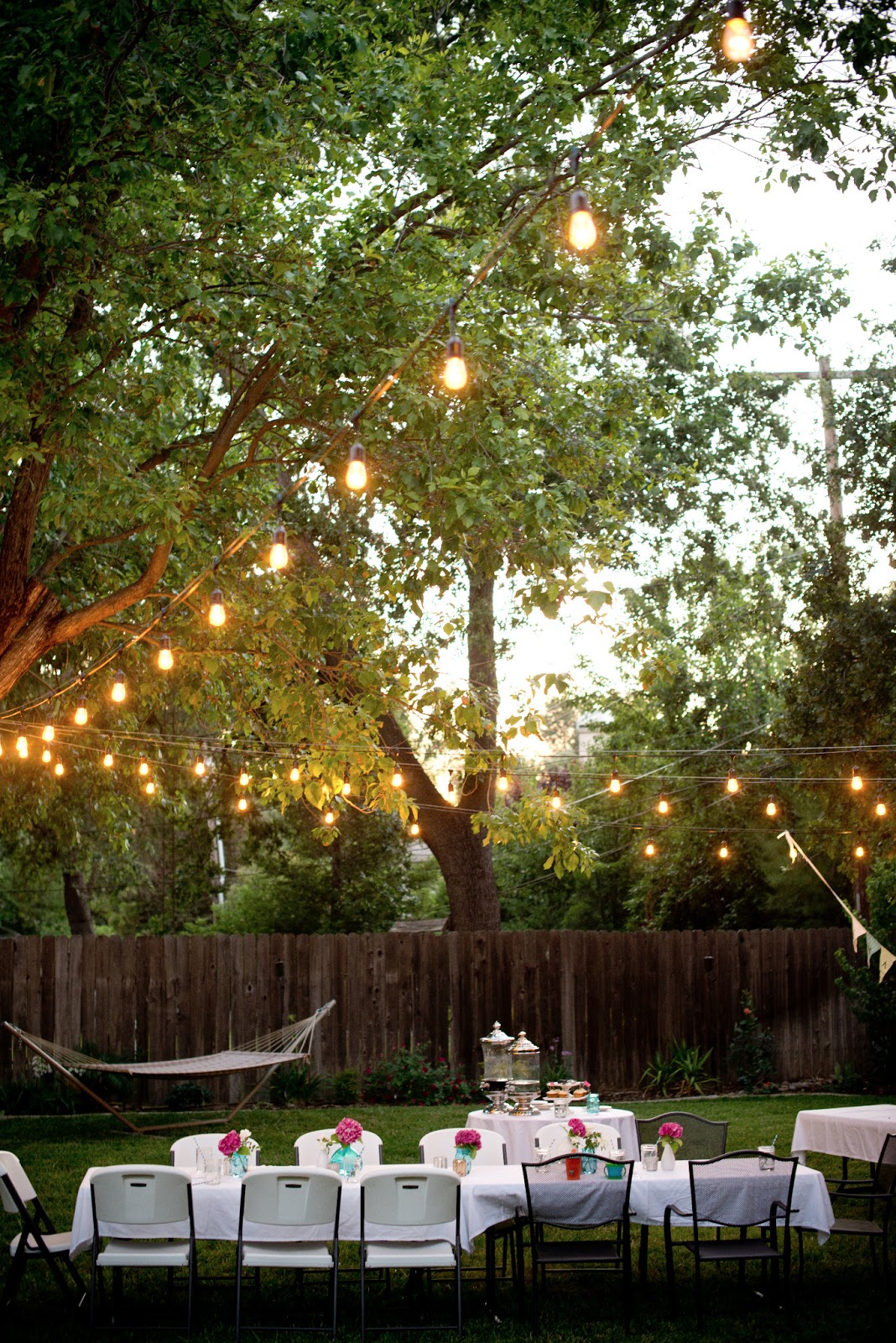 Domestic Fashionista: Backyard Birthday FunPink Hydrangeas + Polka Dot Napkins