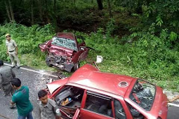 Car accident near Khunia More one killed 5 injured
