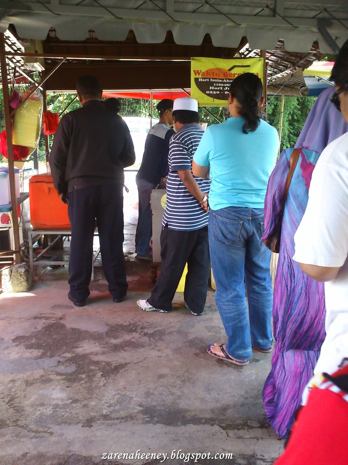 Basikal Di Tepi Dining