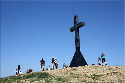 Cruz en la cima de Oroel