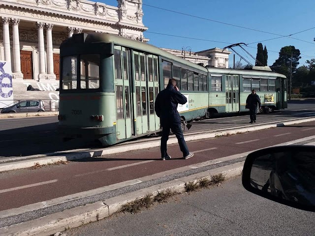 Rete Tram - Lunedì da incubo!