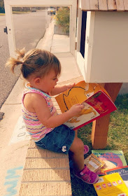 7 reasons why you need a Little Free Library // Healthy Happy Home