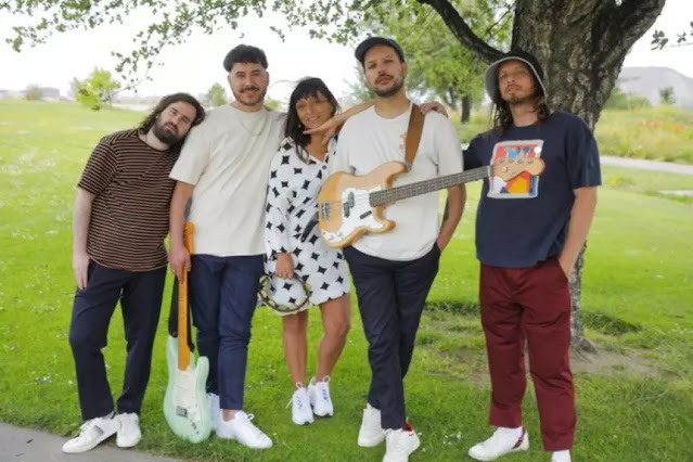 'Tu Isla' reune a la banda Humboldt con Javiera Parra