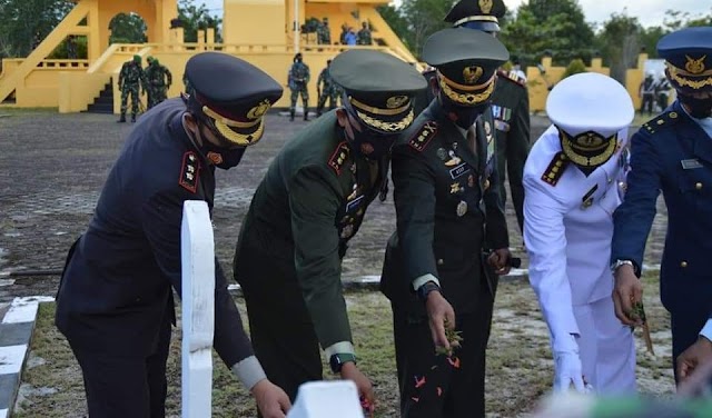 Kapolres Natuna Hadiri Upacara Ziarah Nasional, Peringati HUT ke-75 TNI Tahun 2020