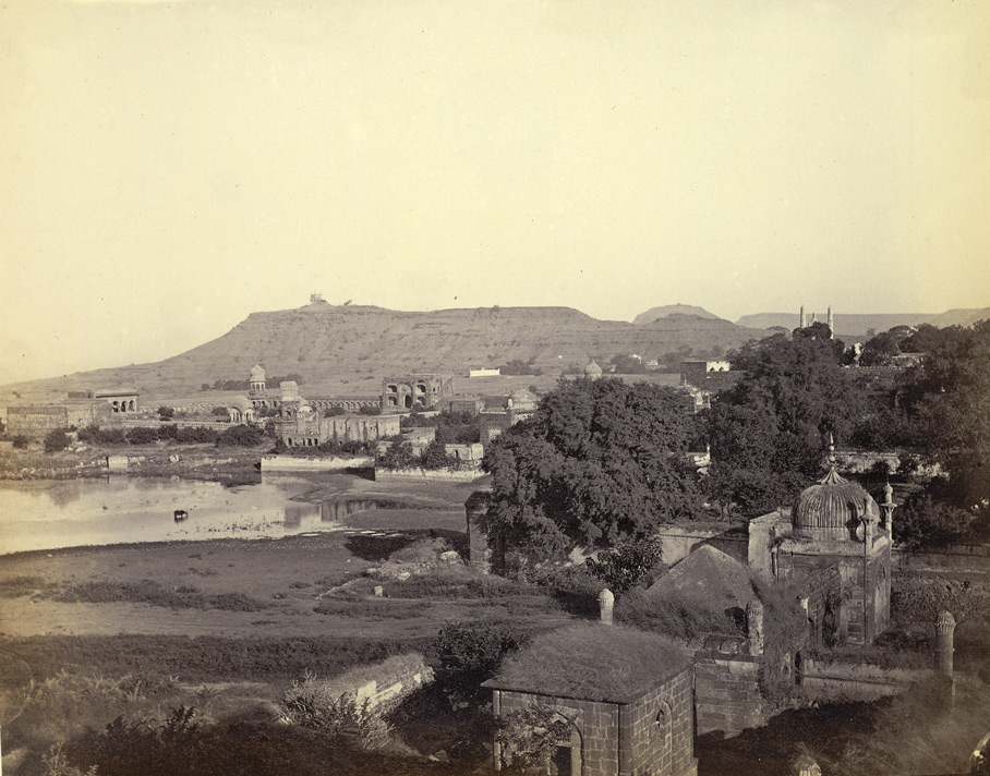 Photograph of a view looking towards Banu Begum's mausoleum in Aurangabad