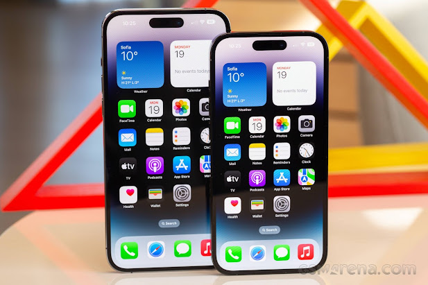 Display of iPhone 14 series