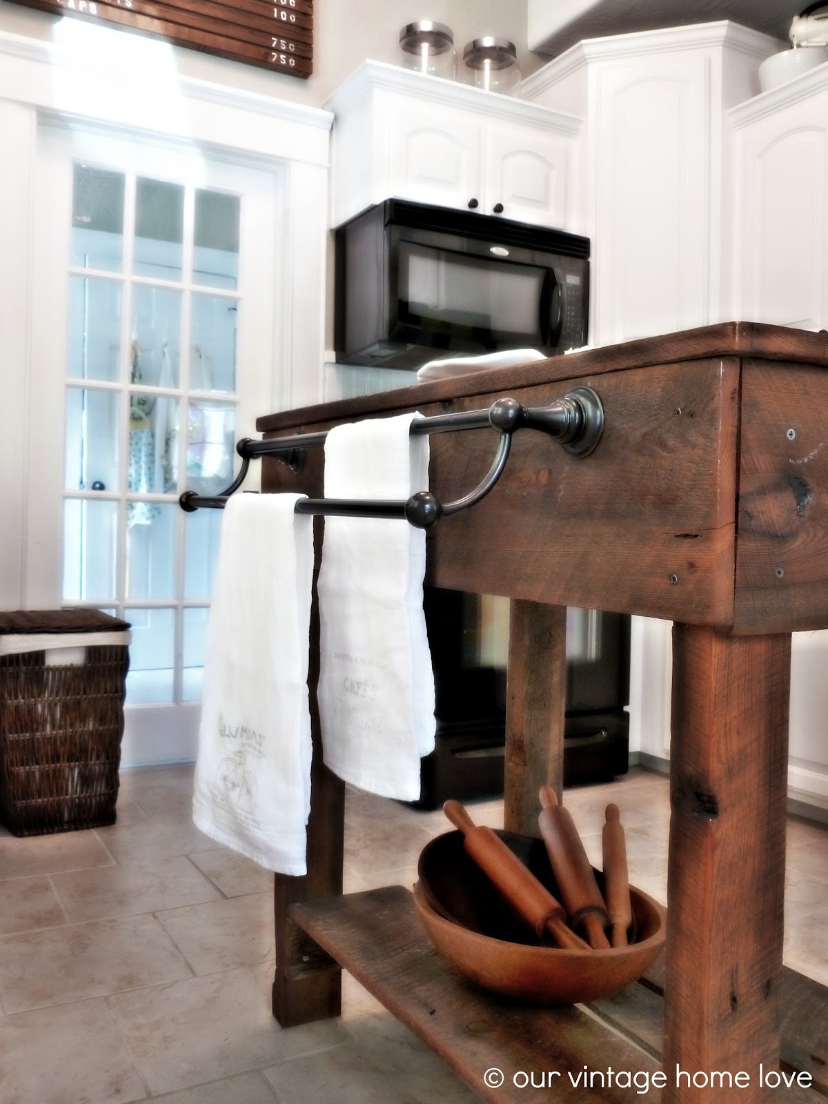 20 Rustic DIY Kitchen Island Ideas - Page 4 of 23 ...