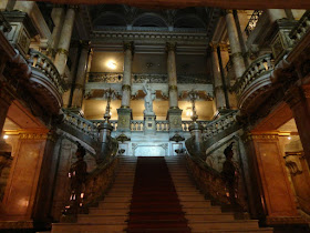 Atrações Históricas no centro do Rio de Janeiro - Theatro Municipal do Rio de Janeiro