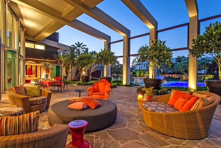 Terrace furniture in Classy contemporary house in Casuarina, Australia