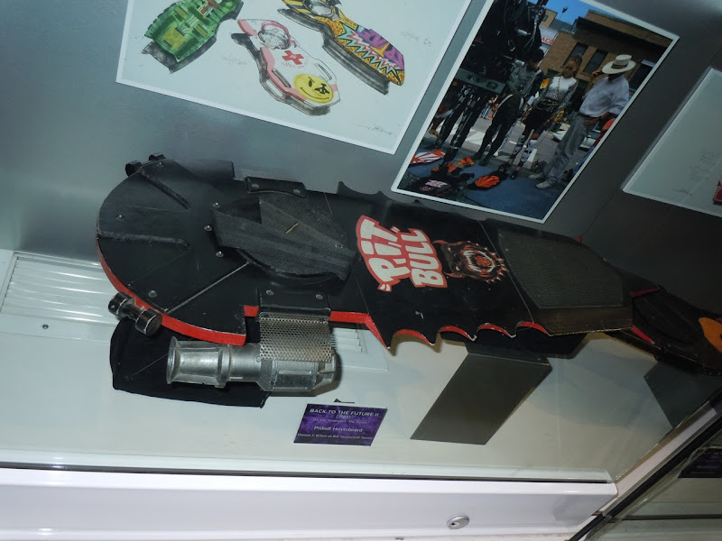 Pit Bull hoverboard prop Back to the Future II