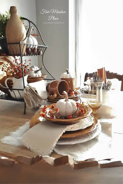 Set the Table - Autumn in the Breakfast Nook