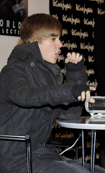 new justin bieber pictures 2010. images new justin bieber pics