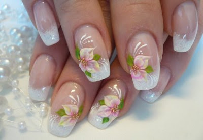 Feminine Nail Art