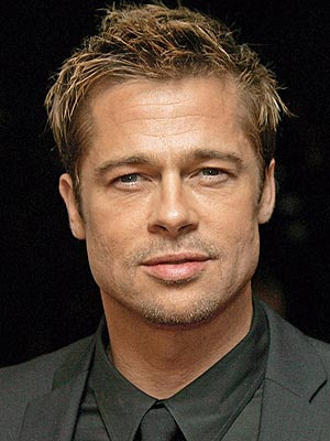 Recent picture of hot male actor Brad Pitt 