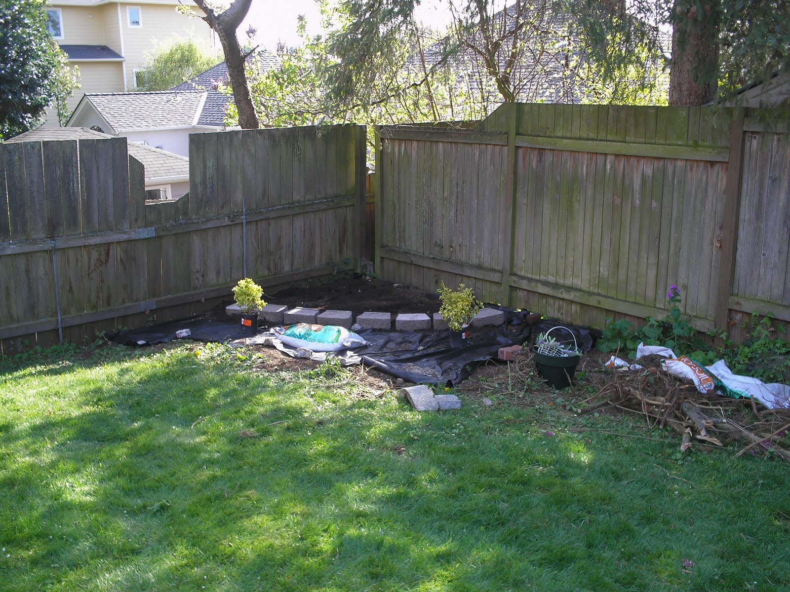 Corner Yard Landscaping Pictures