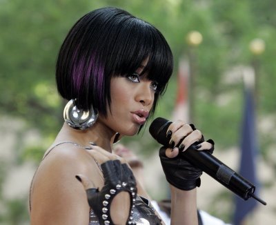 rihanna short bob hairstyles