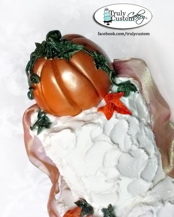 Simply Fall Homestyle iced wedding cakes are getting pretty popular and I 