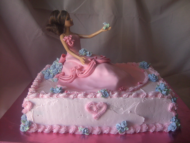 Barbie cake