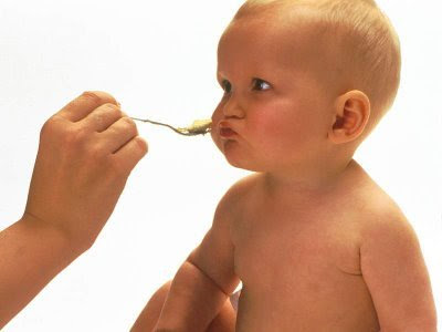 Wallpapers Of Babies Funny. Baby eating food wallpapers,