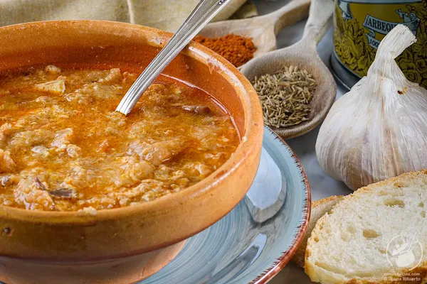 Sopa castellana o sopa de Ajo