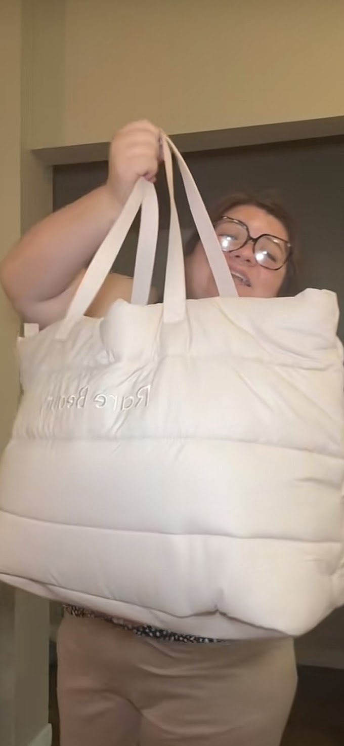 What is in my summer Tote bag: summer 2025 beauty and fashion