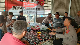 Polsek Juntinyuat Menggelar Jumat Curhat Bersama Kelompok Tani Desa Juntikebon