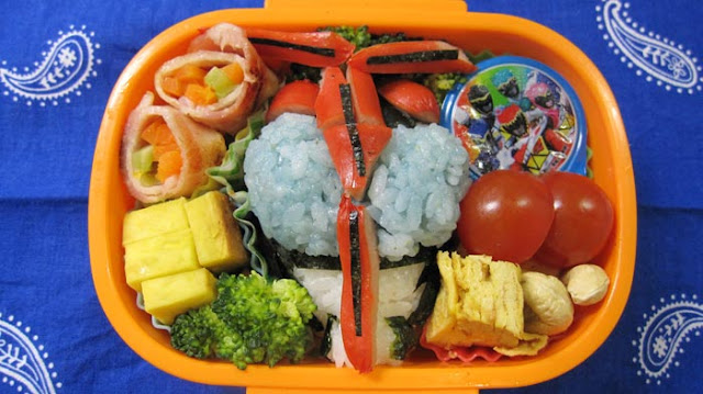 仮面ライダーカブトのキャラ弁