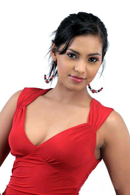 Actress Shammu Hot Cleavage in Red Skirt Photos