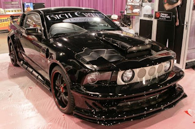 2010 Ford Mustang � The