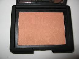 blush nars luster