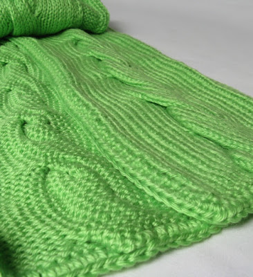 1. Knit Cabled Scarf Pattern