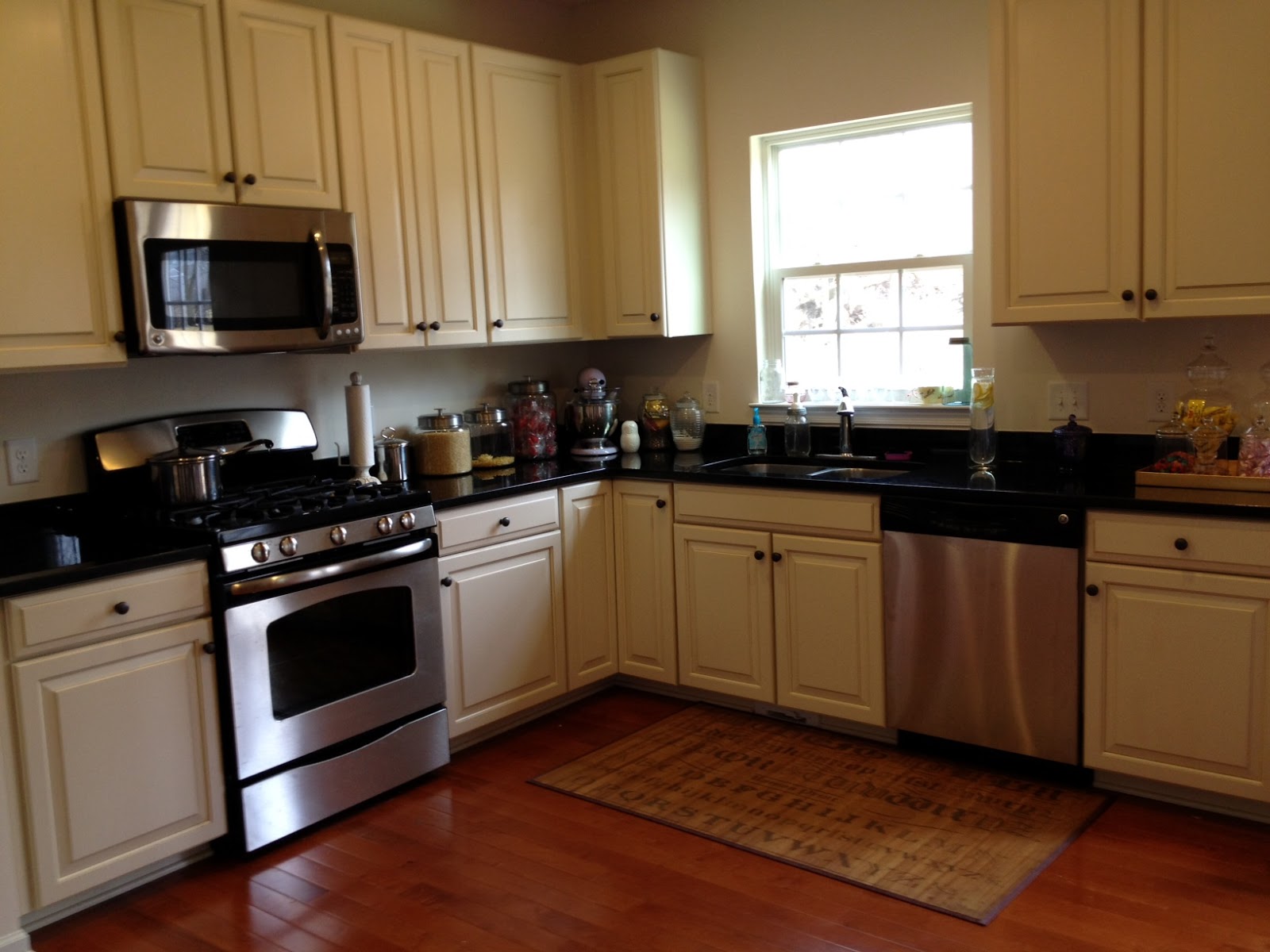 Kitchen Floor Cabinets