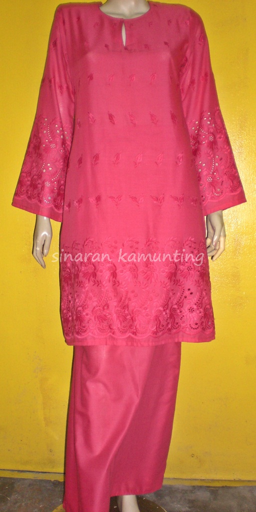 SINARAN KAMUNTING: #111. Baju Kurung Cotton Sulam Tebuk