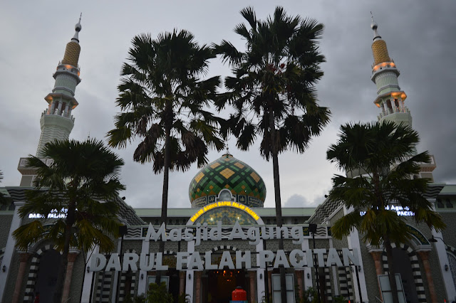 Masjid Agung Darul Falah Pacitan