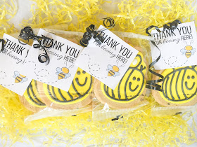 Bee themed party favors and free printable