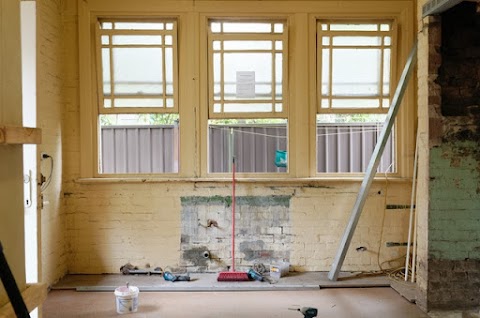 6 Cost-Effective Tips For Renovating An Old Home
