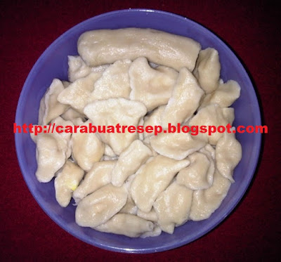 CARA MEMBUAT PEMPEK KAPAL SELAM PALEMBANG ISI TELOR 