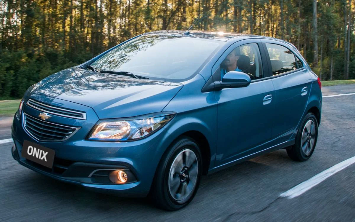 Chevrolet Onix - carro mais vendido em agosto de 2015