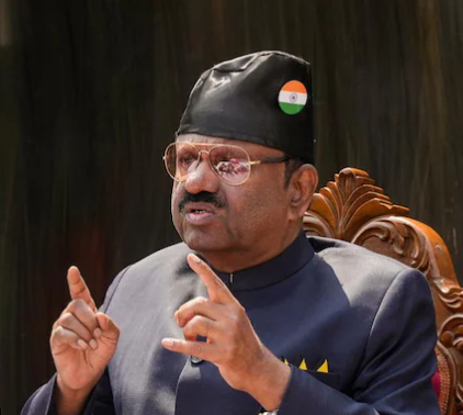  A female employee who accused the governor of Bengal of molestation wrote to the president
