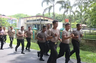 Waka Polres Langkat Ajak Lari Pagi Anggota Dalmas Sat Samapta