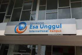 Kelas Internasional Universitas Esa Unggul