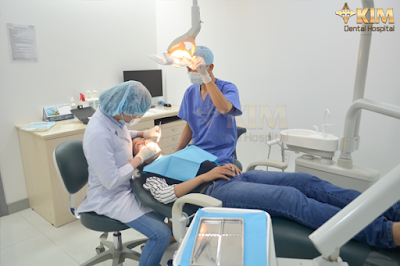 Bệnh nhân được chữa răng sâu trong môi trường vô trùng khép kín