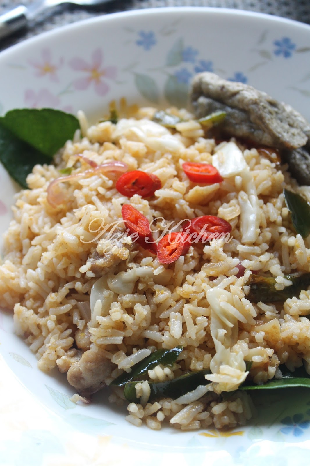 Nasi Goreng Tom Yam Untuk Sarapan Di Hari Minggu - Azie 