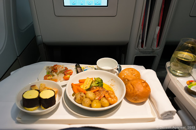 Supper meal service Air France business class