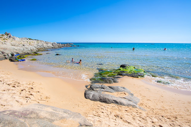 Spiaggia di Su Giudeu-Spiaggia di Campana Pontile