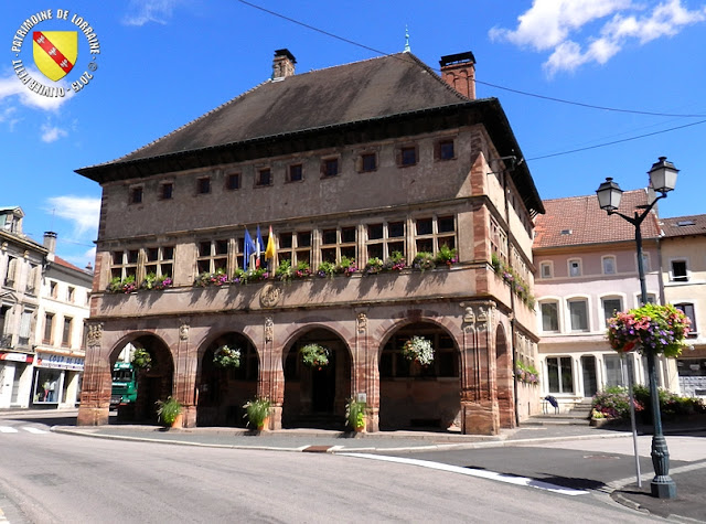 RAMBERVILLERS (88) - Hôtel de ville (1581)