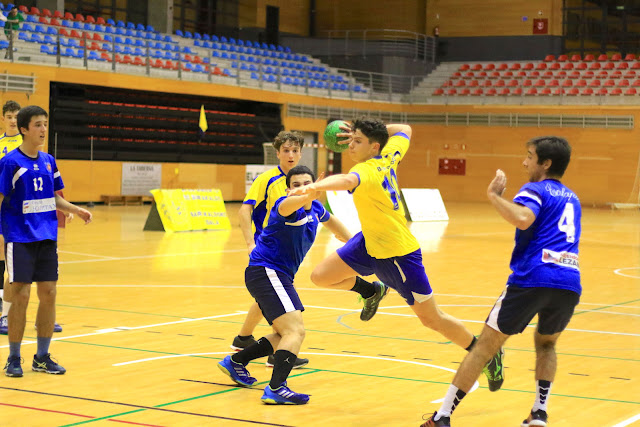 Partido de la Copa de Navidad del Club Balonmano Barakaldo