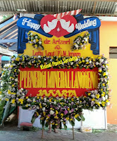 Bunga Papan Surabaya Happy Wedding 001