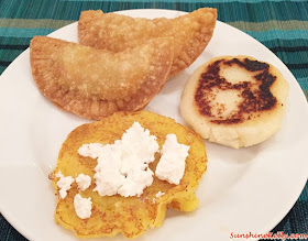 Empanada de pescado, fish empanadas, Cachapas, fresh corncake with cheese, Venezuela Gastronomic Festival 2015, Pullman KLCC
